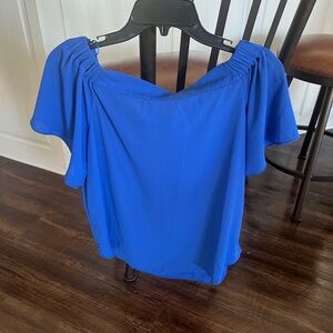 Q&A Blue Off-Shoulder Women's Top M
